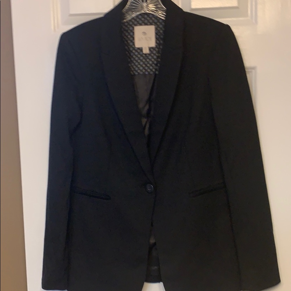 Lila Rose Women’s Small Black Blazer